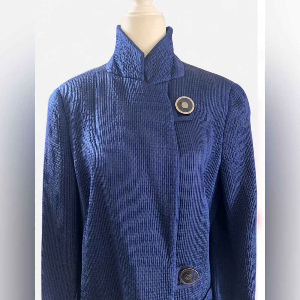 Giorgio Armani Blazer women’s size 48 - Picture 2 of 16